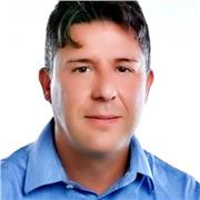 Amo stare insieme Sei alla ricerca di un insegnante privato serio e competente? contattami e raccontami quali sono le tue esigenze